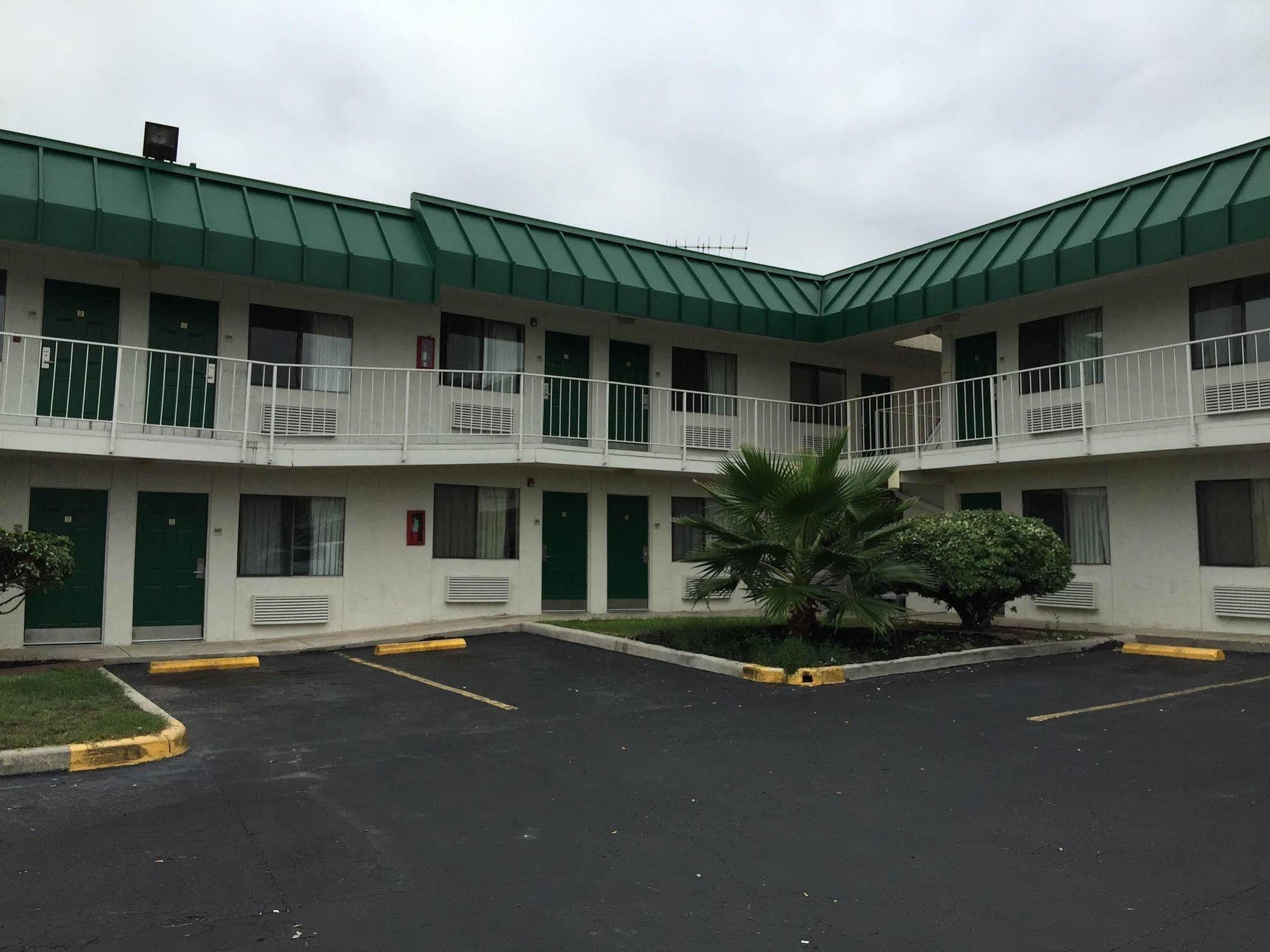 Q Lodging Extended Stay San Antonio Exteriér fotografie